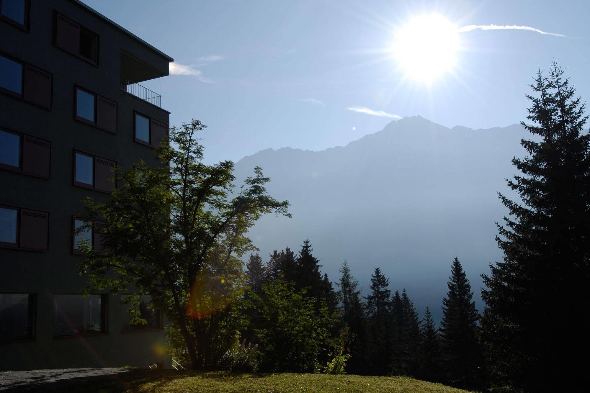 Valbella-Lenzerheide Youth Hostel Экстерьер фото